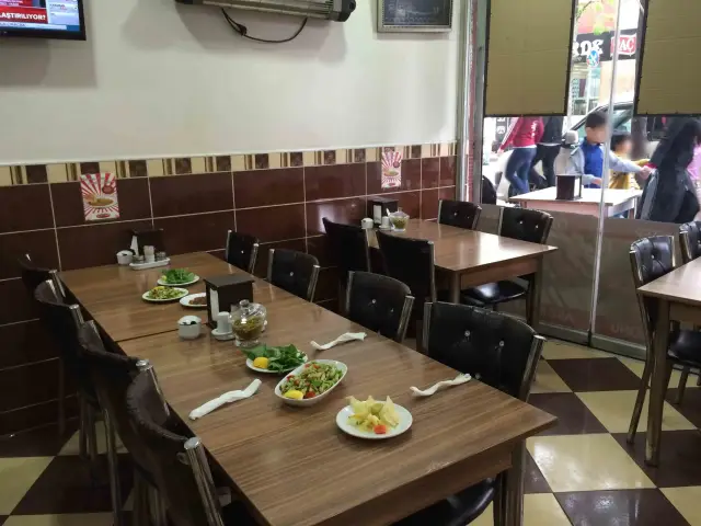 Öz Gaziantep Kebap Salonu'nin yemek ve ambiyans fotoğrafları 4