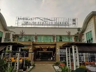 Grand Straits Garden Seafood Restaurant