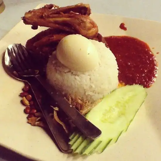 Restoran Nasi Lemak Ayam Kampung Food Photo 4