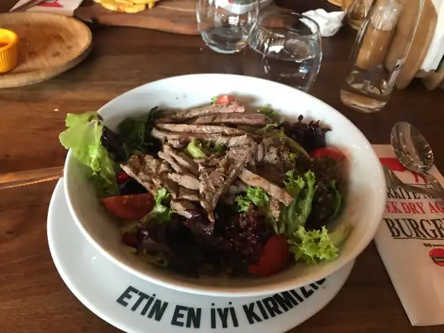 Beeves Steakhouse Kağıthane'nin yemek ve ambiyans fotoğrafları 1