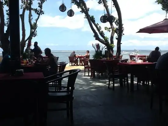 Gambar Makanan La Playa Cafe 7