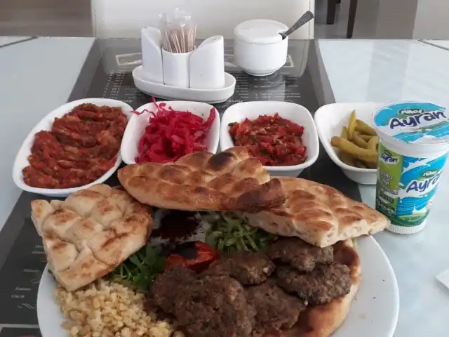 Horhor Izgara'nin yemek ve ambiyans fotoğrafları 6