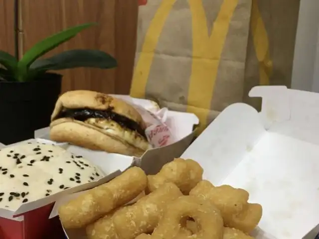 Gambar Makanan McDonald's 14