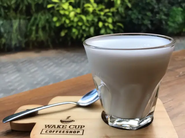 Gambar Makanan Wake Cup Coffee 30