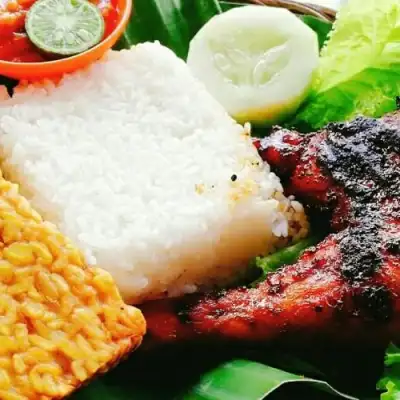 Ayam Kalasan "DamarWulan", Tasikmadu