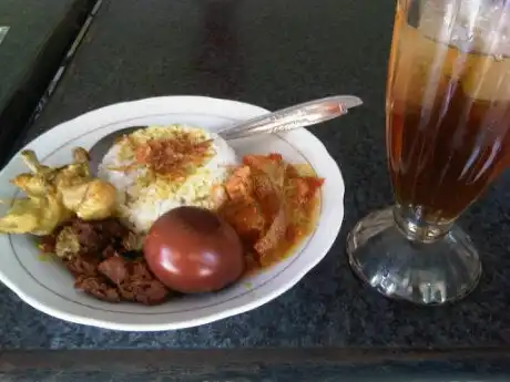 Gambar Makanan Pusat Jajanan Masjid Agung 16