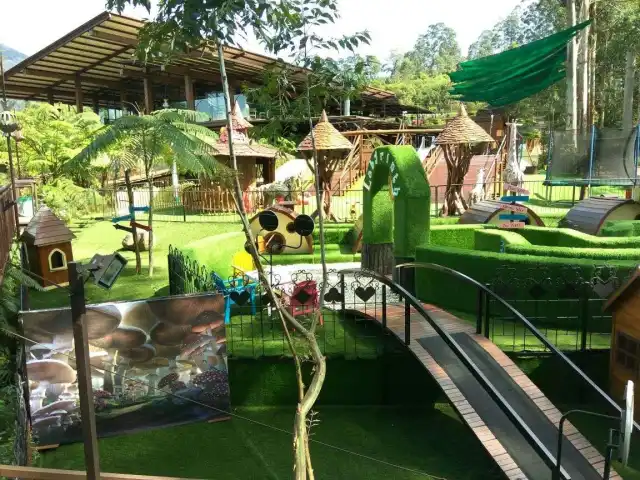 Gambar Makanan Pasar Khatulistiwa - Dusun Bambu 4