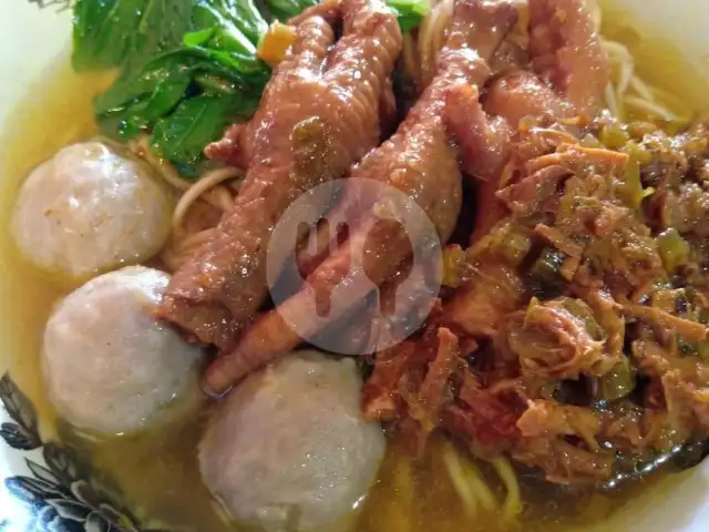 Gambar Makanan Mie Ayam Ceker & Es Dawet Hitam, Kalimantan 6