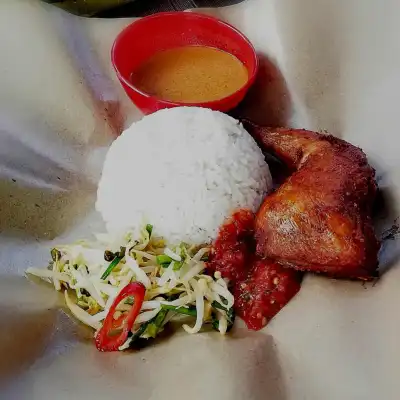 Nasi kak Jah