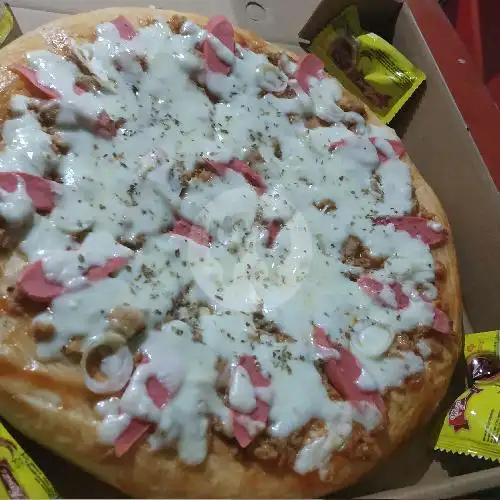 Gambar Makanan Pizza Hotz, Kediri 3