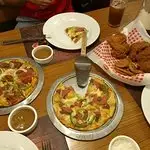 Shakey’s Pizza Food Photo 3