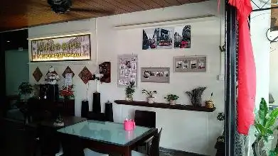 Shuang Hong F&B Restaurant 双丰老街食坊