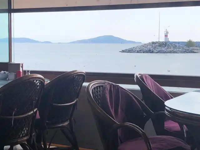 Altın Eldiven Café Bostancı'nin yemek ve ambiyans fotoğrafları 3