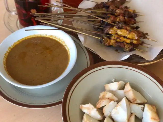 Gambar Makanan Sate Ambal Pak Tino 4