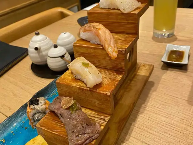 Gambar Makanan Sushi Hiro 2