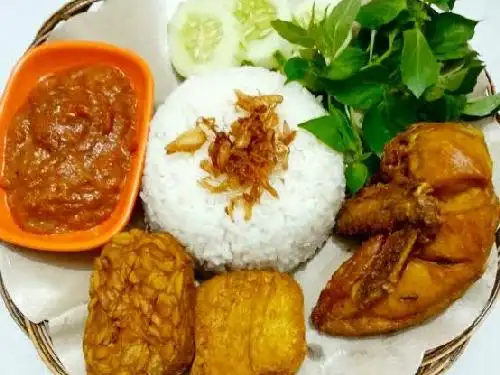 Warmel Penyetan dan Seafood, Kalasan/Purwomartani