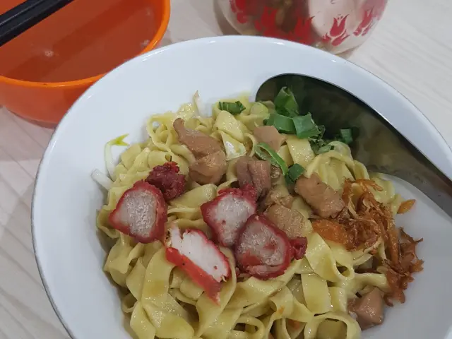 Gambar Makanan Bakmi Medan Kebon Jahe 8