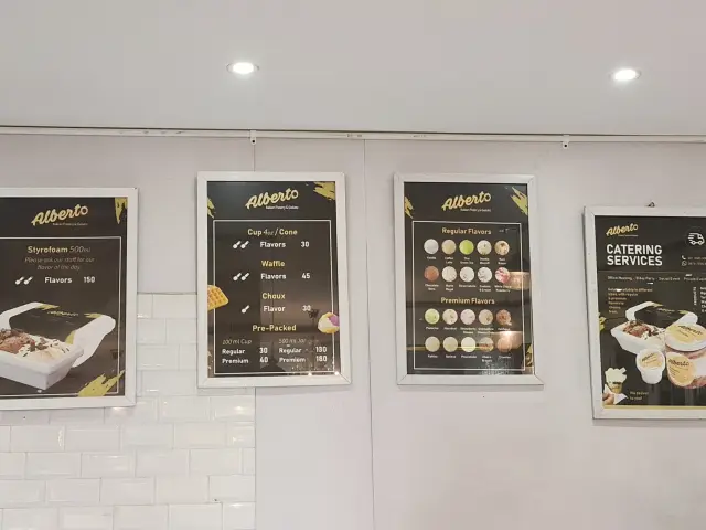 Gambar Makanan Alberto Gelato & Patisserie 2