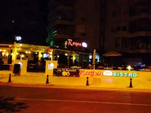 Rayen Cafe & Bistro'nin yemek ve ambiyans fotoğrafları 3