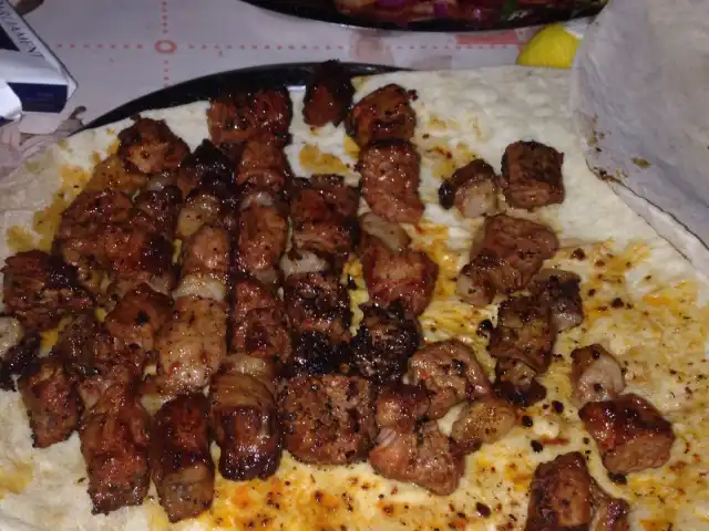 Urfa Ciğercisi Mahmut Usta'nin yemek ve ambiyans fotoğrafları 9