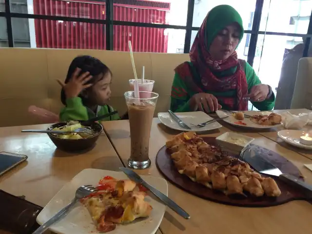 Gambar Makanan Pizza Hut 8