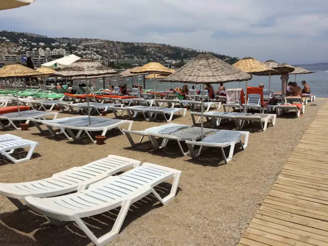 Butikhan Beach'nin yemek ve ambiyans fotoğrafları 4