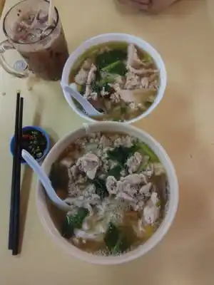 Peter&apos;s Pork Noodle Food Photo 3