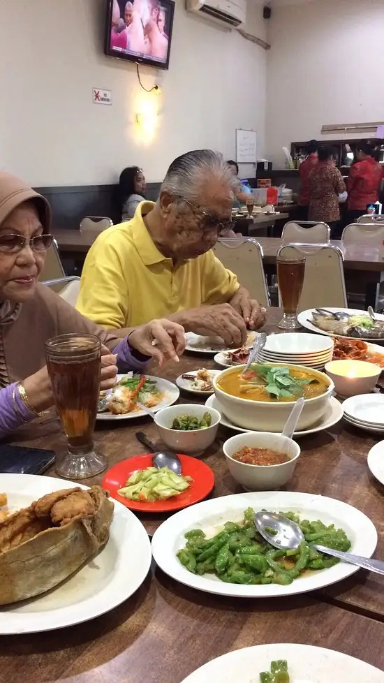 Gambar Makanan Rumah Makan Ujung Pandang 12