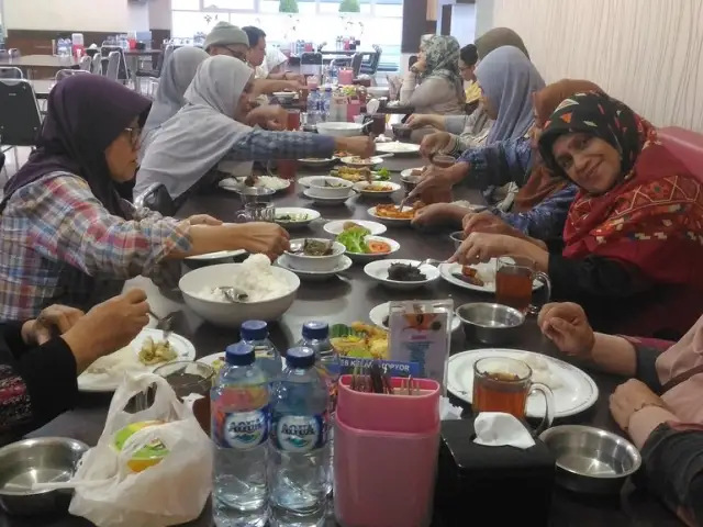 Gambar Makanan Warung Sop Khas Djakarta Bang Rio 6