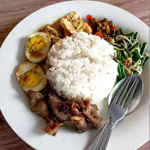 Gambar Makanan WARUNG BU AGUS, jual Nasi Ayam Campur Bumbu Bali 1
