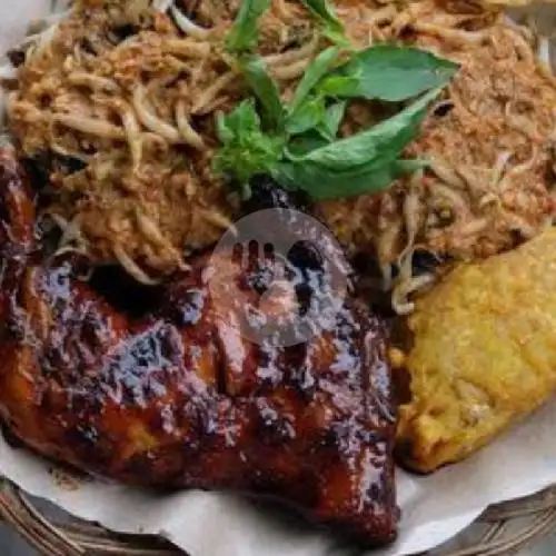 Gambar Makanan Lalapan Ayam Taliwang Hj.Riyati 9