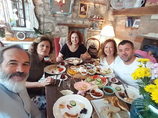 Fırın Vourla'nin yemek ve ambiyans fotoğrafları 44