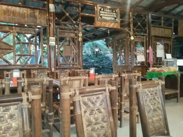 Gambar Makanan Puncak Resto Berastagi 8