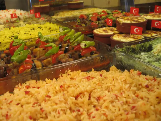 Güler Osmanlı Mutfağı'nin yemek ve ambiyans fotoğrafları 11