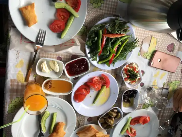 Şimşek Tepe Kahvaltı & Et Mangal'nin yemek ve ambiyans fotoğrafları 13