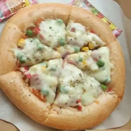 Gambar Makanan Pizza Azza, Kenongo 4