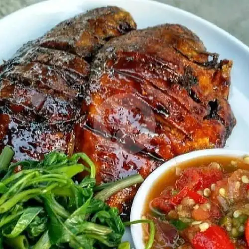 Gambar Makanan Ikan bakar yanti 6