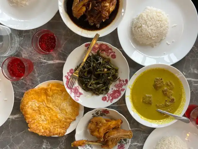 Hayyan Huda Opah Kitchen Food Photo 5