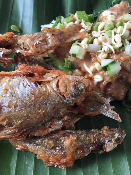 Nasi Pecel Mbok Rah