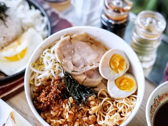 Gambar Makanan Ramen Dining Tabushi 18