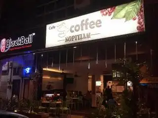 drink coffee kopitiam