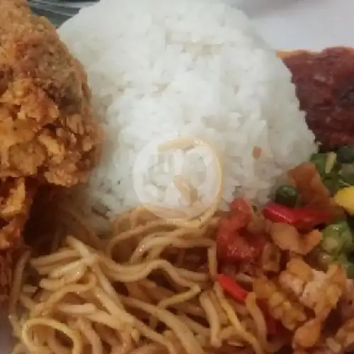 Gambar Makanan Fried Chicken Putra, Padat Karya 10