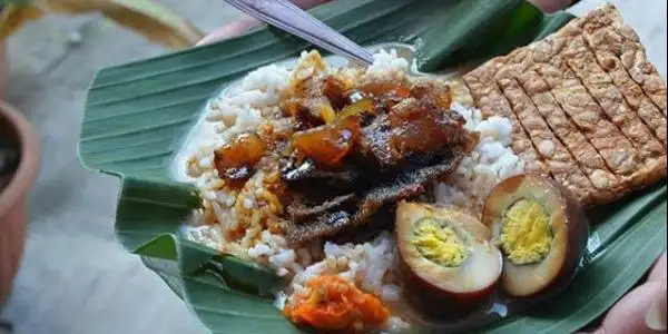 Nasi Gandul Mbak Kitut, Soekarno Hatta