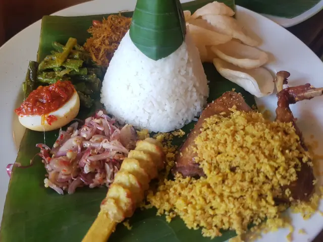 Gambar Makanan LeSeminyak 6