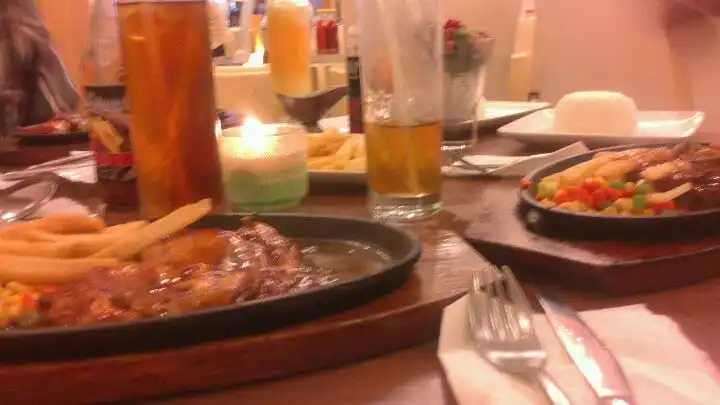 Gambar Makanan Steak 21 Living World Alam Sutera 3