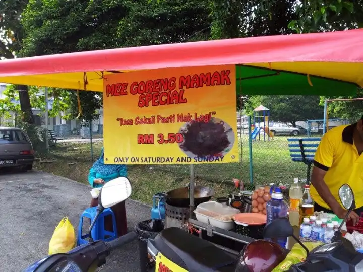 Mee Goreng Mamak Special