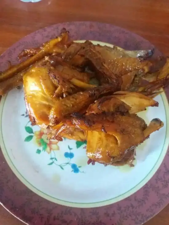 Gambar Makanan warung nasi RAWALO 2