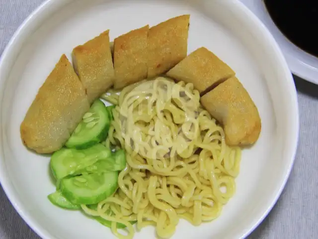 Gambar Makanan Rujak Juhi dan Pempek Kedai Delima, Tanjung Duren 4