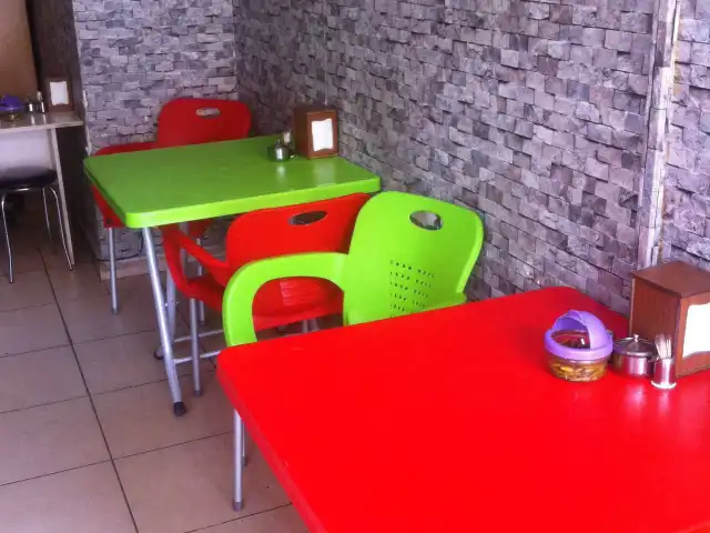 Ustanın Yeri Kebap Ve Döner Salonu'nin yemek ve ambiyans fotoğrafları 3