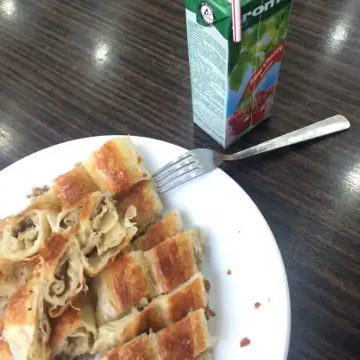 Türkmen Pastanesi